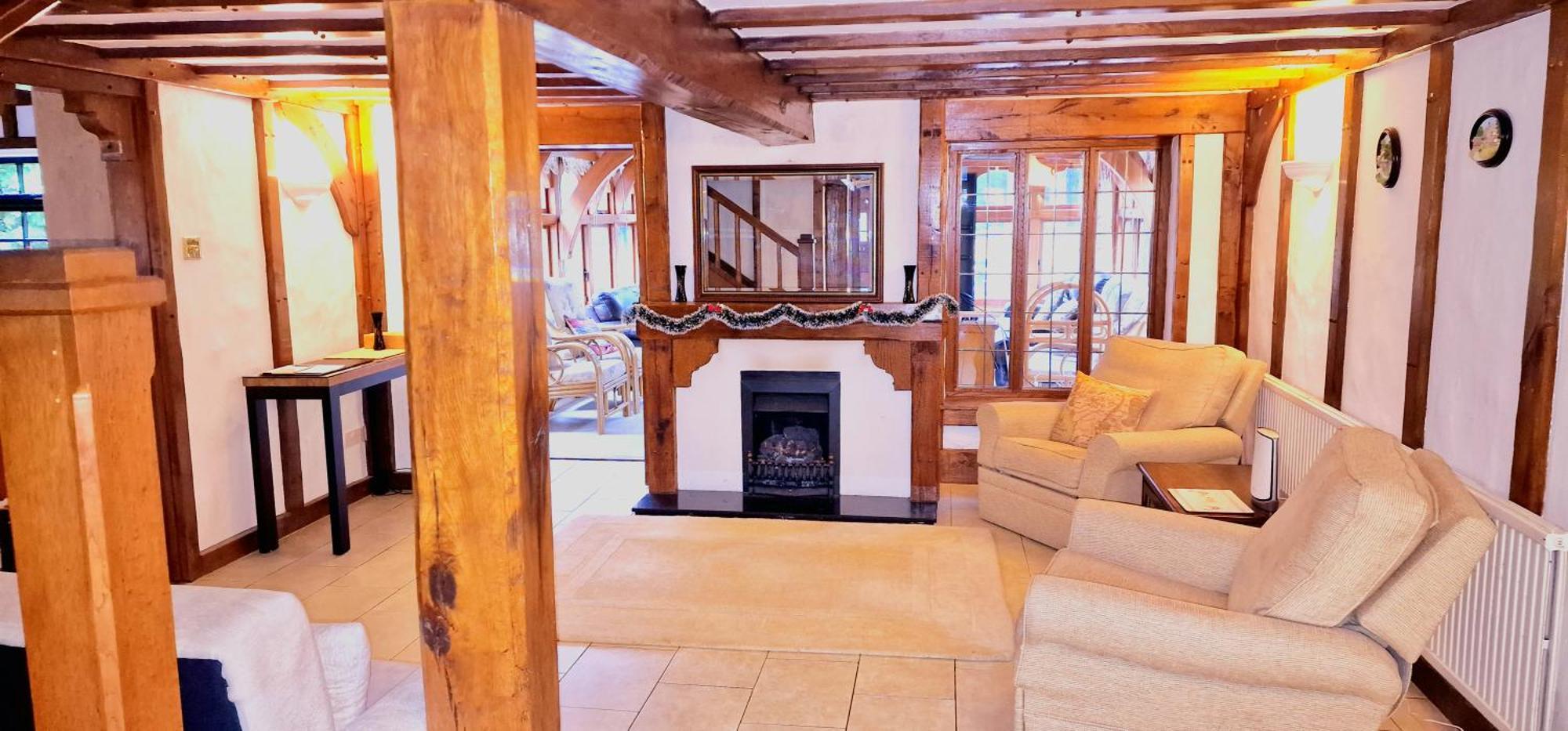 Beautiful Cottage In Brentwood Kelvedon Hatch Экстерьер фото