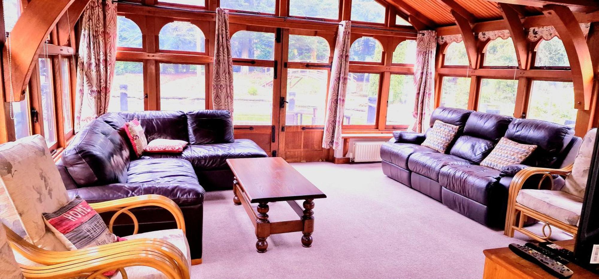 Beautiful Cottage In Brentwood Kelvedon Hatch Экстерьер фото
