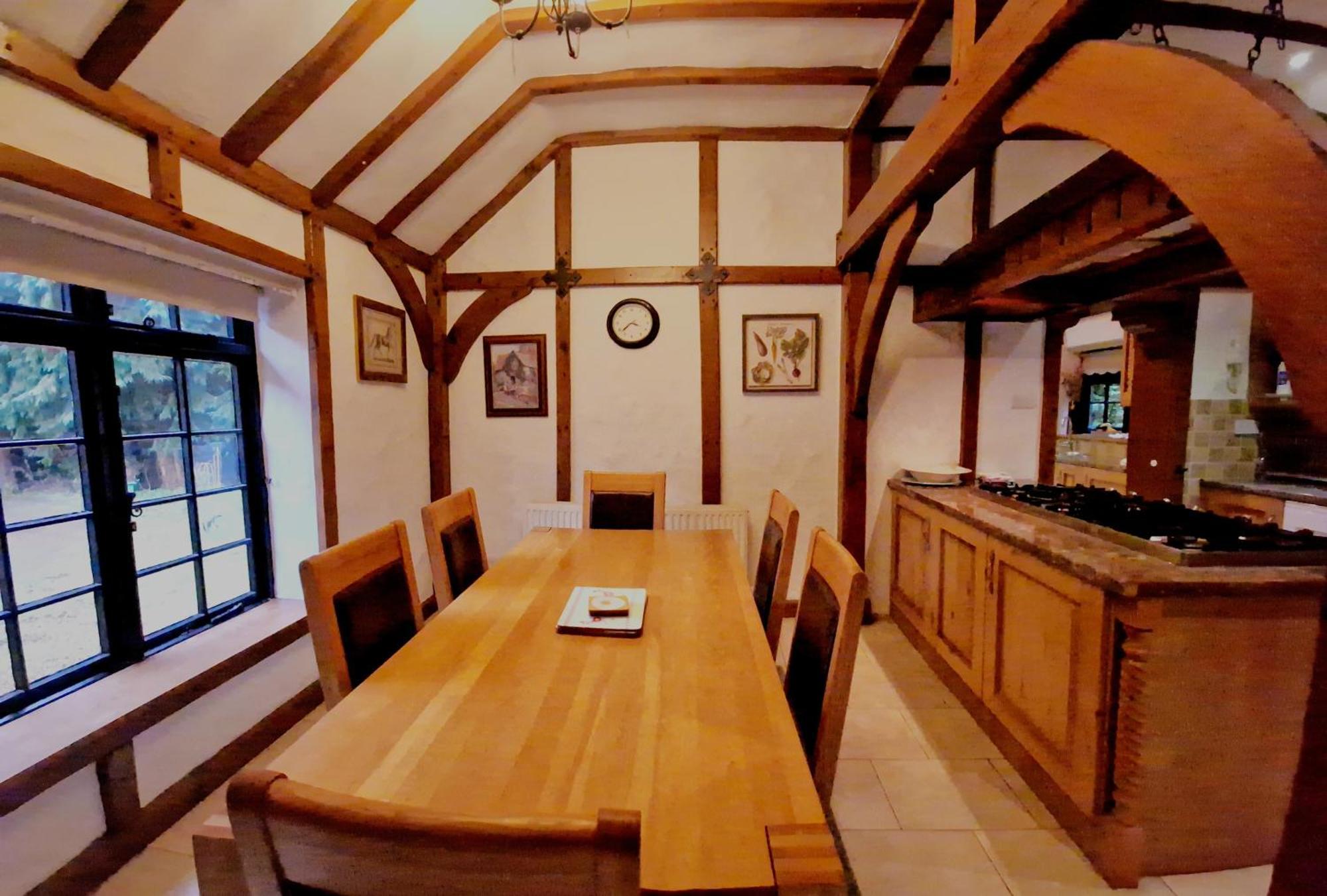 Beautiful Cottage In Brentwood Kelvedon Hatch Экстерьер фото